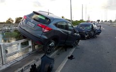Acidente aconteceu na Ponte Divaldo Suruagy