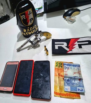 Dois homens armadas assaltam loja de celular e são presos no Planalto em Arapiraca