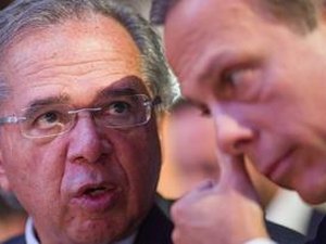Guedes conta que recebeu de Doria conselho para sair do governo, diz site