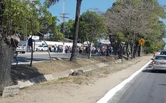 Ato público deixa o trânsito lento na parte alta de Maceió
