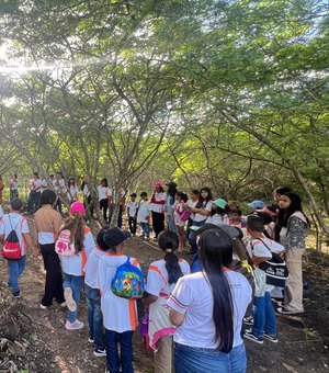 Alunos de escolas de Arapiraca visitam a primeira Área de Proteção Ambiental do Município, no Brisa do Lago