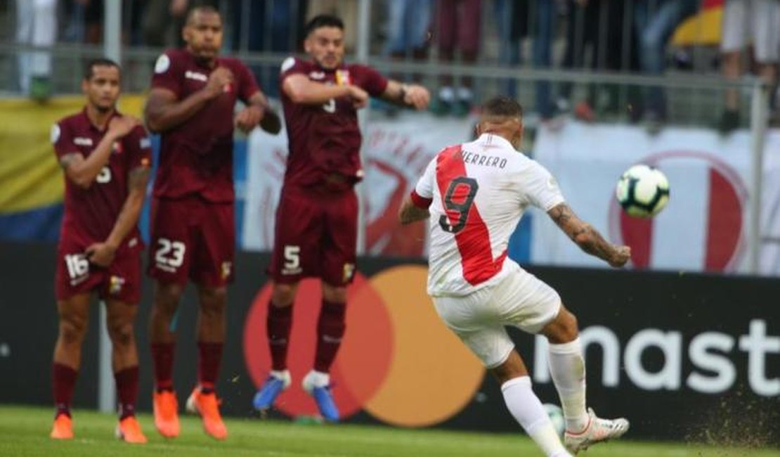 Guerrero lamenta empate na estreia peruana na Copa América: 'Merecíamos ganhar'