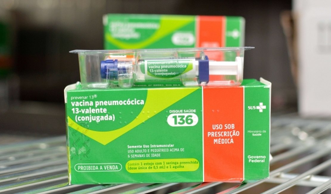Alagoas inicia vacinação de pessoas com comorbidades contra pneumonia