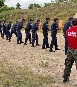 Guardas municipais de Maceió se capacitam para uso de arma de fogo