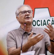 Na AMA, Renan Calheiros abre o jogo sobre as eleições e a candidatura de Renan Filho ao governo em 2026