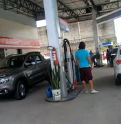 [Vídeo] Posto é interditado por vender etanol como se fosse gasolina, em Rio Largo