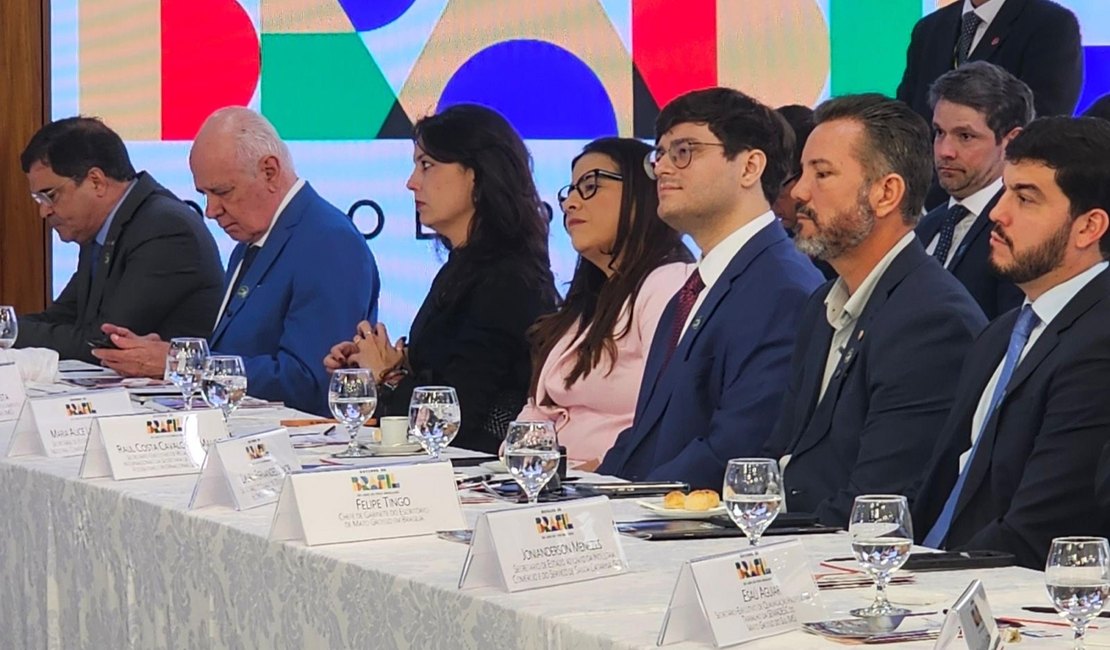 Governo de Alagoas discute pauta exportadora com o presidente em exercício Geraldo Alckmin