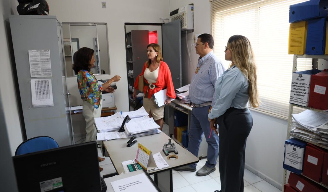 Ministério Público constata delegacias em condições precárias em Maceió