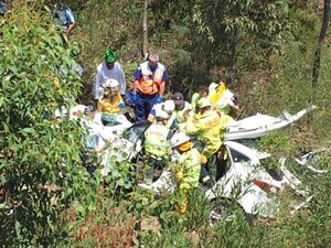 Pai segue intuição, contrata helicóptero e localiza filho que havia sofrido acidente