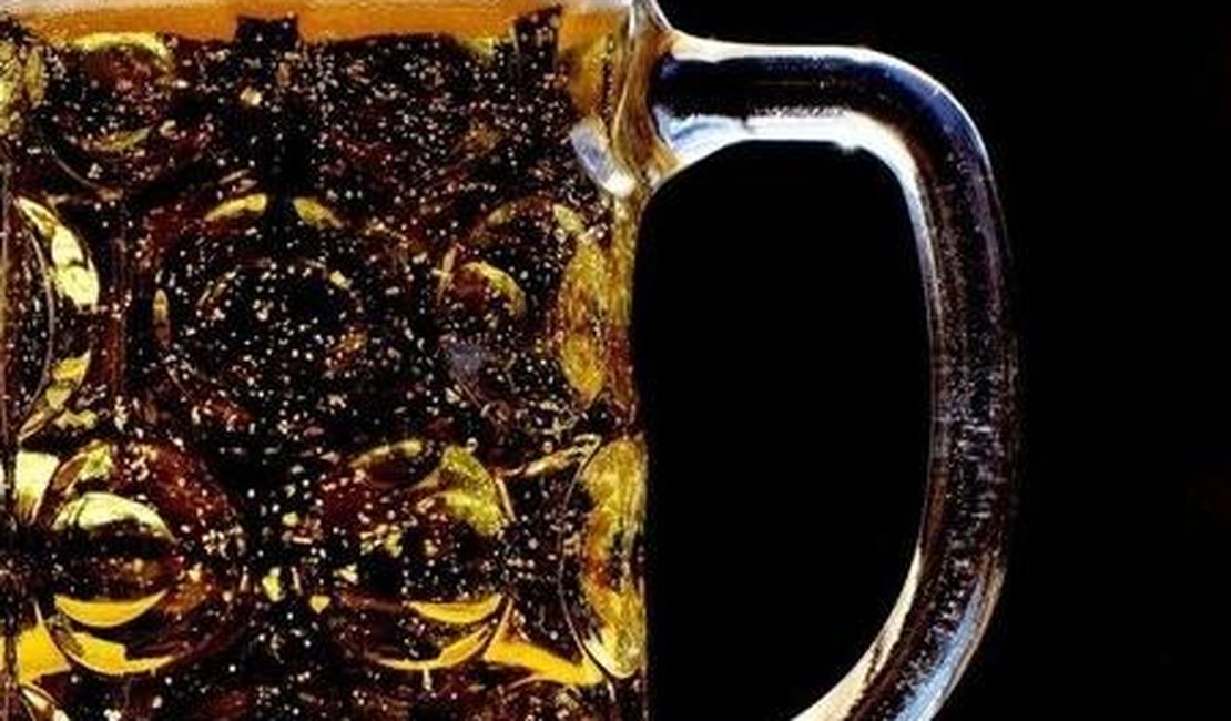 Polícia investiga morte por possível envenenamento com cerveja