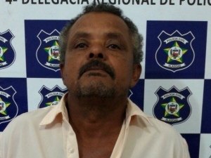 Após denúncias de ameaças, idoso é preso com armas