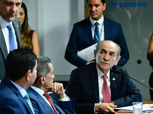 CCJ pode votar PEC que acaba com reeleição no Poder Executivo