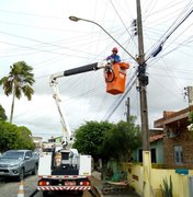Mutirão substitui 223 lâmpadas apagadas de postes em Maragogi