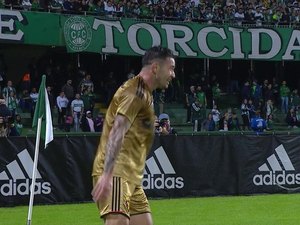 Coritiba 0 x 3 Sport - Coxa vacila em casa e Leão entra no G6