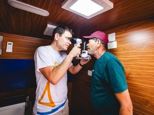 Olhar da Gente leva atendimentos para moradores da comunidade Piabas, no Jacintinho