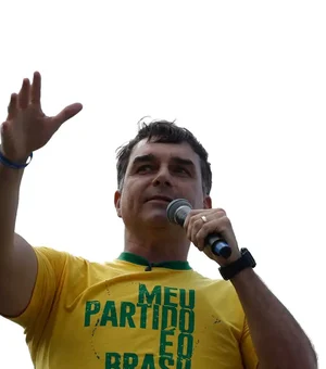 Aliado de Trump diz que Flávio Bolsonaro chegou aos EUA