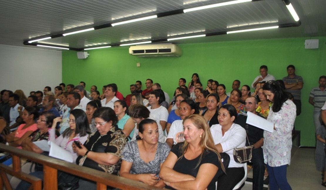 Vereadores reivindicam vários serviços para a população