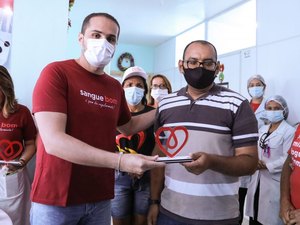 Hemoal homenageia os alagoanos com o maior número de doações de sangue