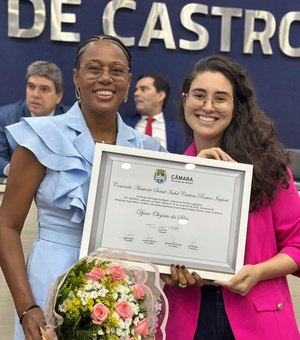 Teca Nelma reconhece trabalho de conselheiros tutelares durante sessão na Câmara de Maceió