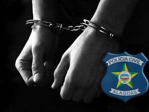 Polícia Civil prende acusado de homicídio com dois mandados de prisão em aberto