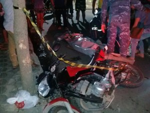 Colisão entre duas motocicletas deixa uma vítima fatal e outra ferida