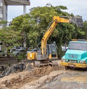 Prefeitura de Maceió inicia processo de desassoreamento do Riacho Salgadinho