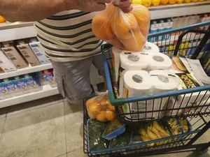 Governo federal reajusta auxílio-alimentação de servidores em 17,5%