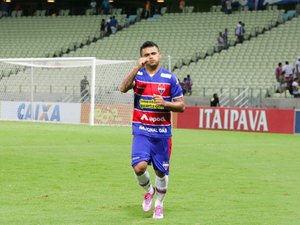 Daniel Sobralense volta contra o ASA após incômodo na panturrilha