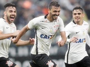 Inter tropeça, Corinthians assume liderança e Palmeiras está no G4