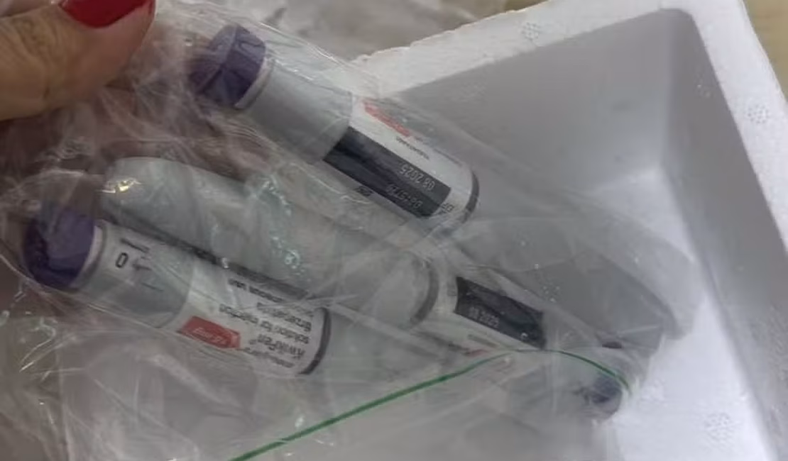 Sem aval, clínicas de estética oferecem caneta emagrecedora Mounjaro em dose fracionada e até por delivery
