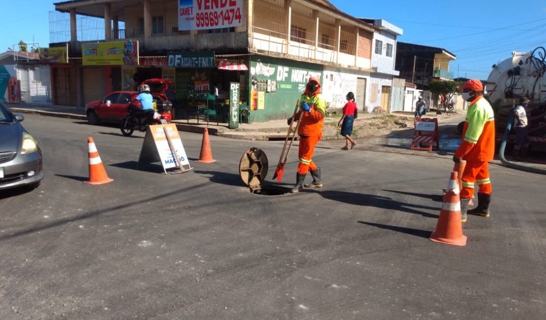 Prefeitura de Maceió realiza manutenção em redes de drenagem