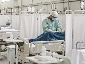 Um terço dos brasileiros perdeu alguém próximo por Covid; a cada 530 alagoanos um morreu pela doença