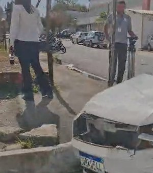 [Vídeo] Colisão entre três veículos deixa feridos no bairro Pinheiro