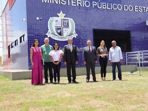 Procurador-Geral de Justiça visita instalações do novo Ministério Público de Penedo