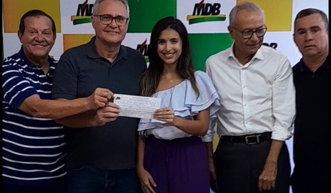 Pré-candidata em Jacuípe filia-se ao MDB