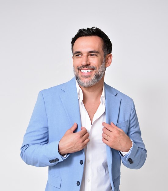 Colorista, Artista e Empreendedor: Leandro Figueiredo o profissional que transformou a cor em marca de autoridade