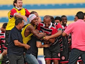 Em 2014: Com Reinaldo Alagoano, Santa Rita eliminou Guarani na Copa do Brasil