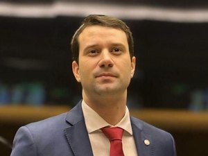 Spray de pimenta: lei sancionada tem base em proposta de Daniel Barbosa