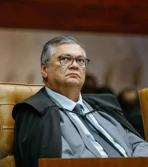 Dino determina reintegração de Andrei Rodrigues ao comando da PF