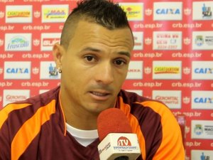 CRB já está em Criciúma onde treina para jogo na Série B