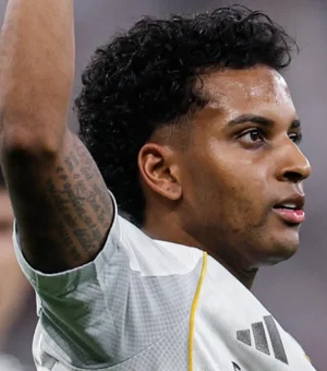 Rodrygo rompe ligamento do joelho e está fora da Copa, diz jornal