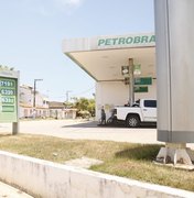 Litro da gasolina comum custa R$ 7,19 em Porto de Pedras