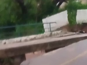 Ponte é danificada devido as chuvas na cidade de Tanque D'arca