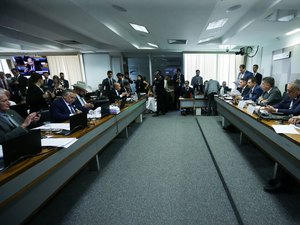 CPMI cancela sessão após investigados apresentarem atestado e habeas corpus