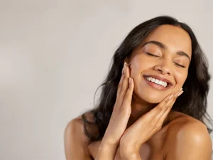 Skin Cycling: o que é, quais os benefícios para a pele e como fazer