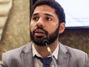  'Vou pra Brasília com pernas tremendo', diz suplente de Jean Wyllys