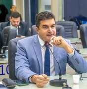 Rui Palmeira reage após ser impedido de falar e causa tumulto na Câmara de Maceió