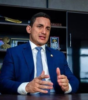 Delegado-geral da PC de Alagoas é citado em investigação sobre fraudes em concursos públicos