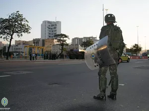 Militares compraram picanha e salgadinho com verba da covid