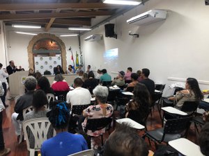 Poder Público e moradores discutem a situação da Orla Lagunar de Maceió